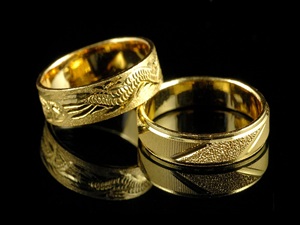 golden-wedding-rings-financial-planning